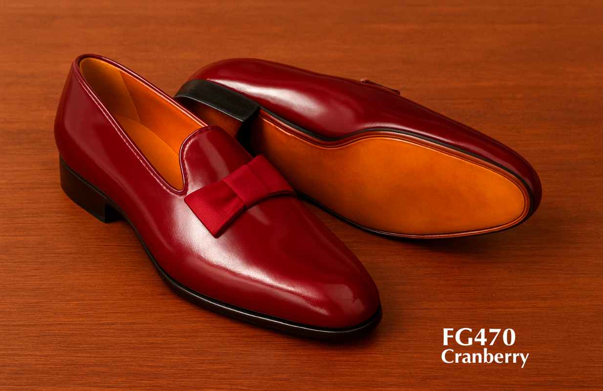 перейти на страницу Customized leather loafers